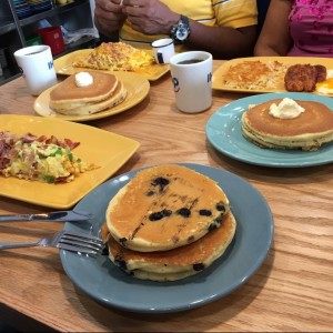 Omelettes y Pancakes Variados