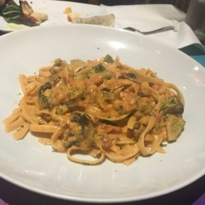 pasta en salsa rosada