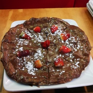 Fresa y chocolate pizza