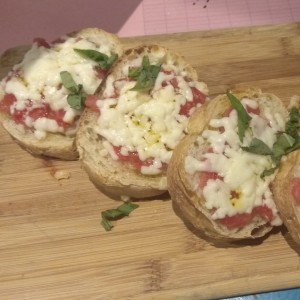 ANTIPASTI - BRUSCHETTA