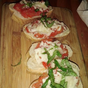 ANTIPASTI - BRUSCHETTA