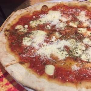 LA PIZZA - Regina margherita