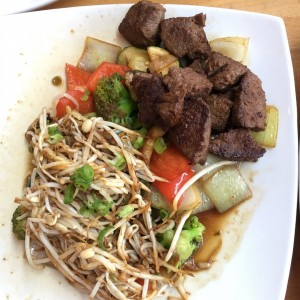 Teppanyaki de carne 