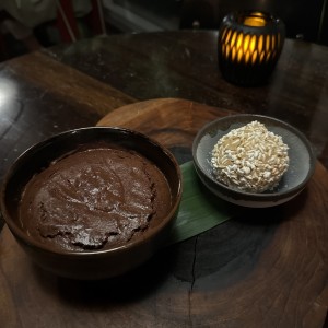 Baked chocolate mousse