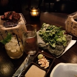 Filete americano Wagyo con ensalada de la casa