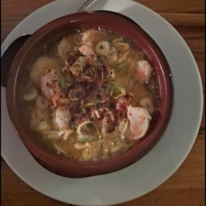 Camarones al ajillo