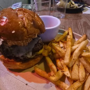 Especiales - La Culeca Burger