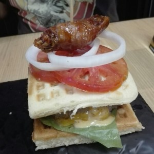 Hamburguesa del Burger Week con waffles en vez de pan