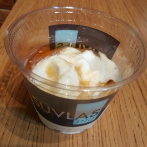 Yogurt classic y miel de pino