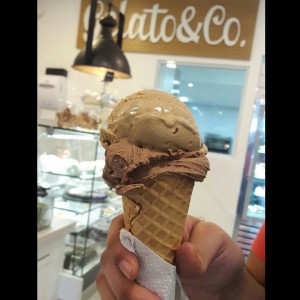 Cono de dulce de leche y rocher ?