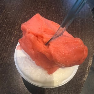 Helado de fresa y coco