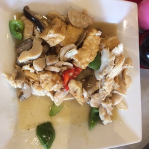 Tofu con Pollo