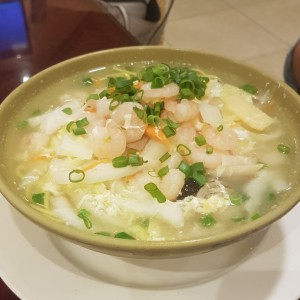 sopa de camarones