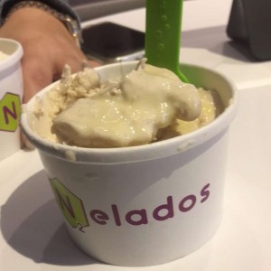 base de helado , miel con canela 