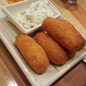 croquetas de cangrejo 