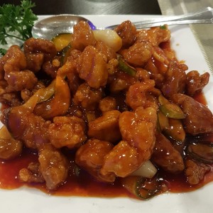 Puerco apanado en salsa agridulce