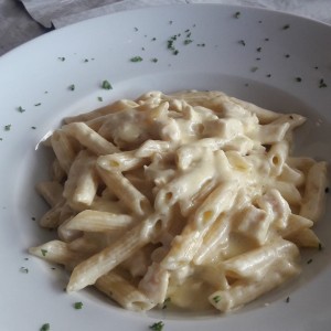 penne alfredo