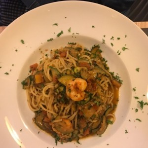 Espaguetti con Camarones