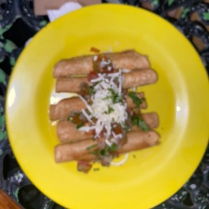 Flautas de Pollo (5 unidades)