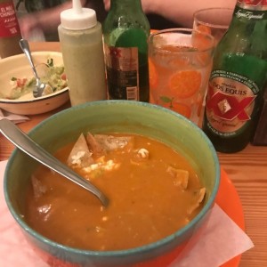 sopa de tortilla