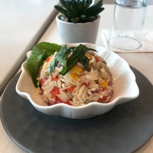 ensalada de orzo