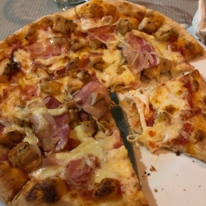 Pizza pollo toscano