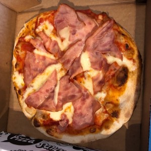 Pizza jamon