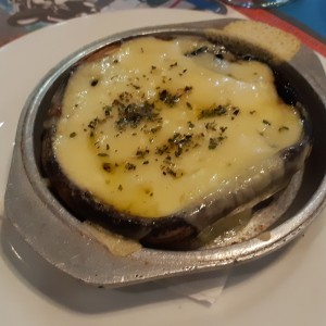 hongo portobello en queso emmental