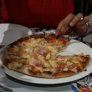 Pizza Toscana