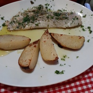 corvina al ajillo