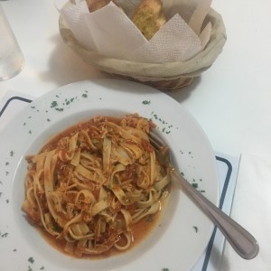 Fetuchilli Pomodoro con pollo extra