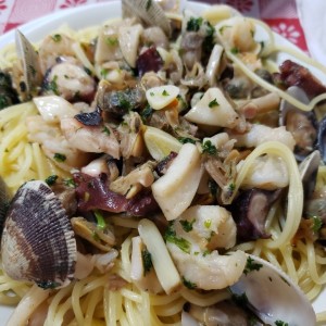 Spaguettini a la Pescatore al Oleo