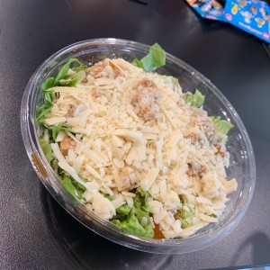 ensalada parmiggiana con pollo