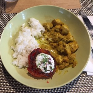 Especialidades - Curry Chicken Bowl