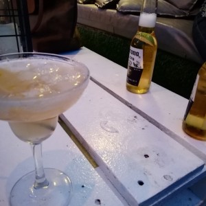 margarita y coronas