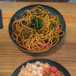 Platos Fuertes - Pasta con entraña