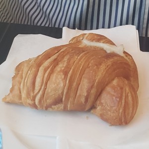 CROISSANT DE QUESO