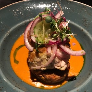 Corvina con mofongo 