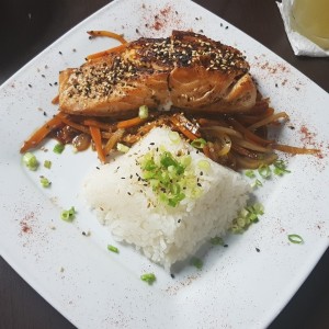 salmon oriental