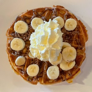 Waffles con banana y nutella