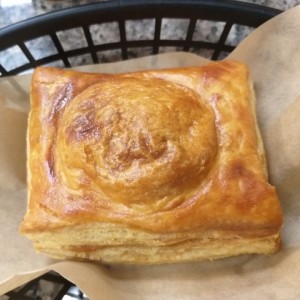 pastelito de pollo