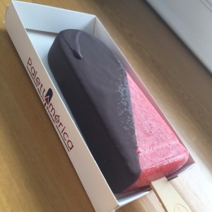 Paleta de Fresas con leche condensada