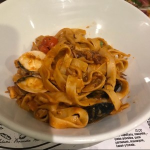 fettucini al frutto di mare