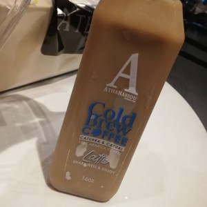 cold brew coffe latte