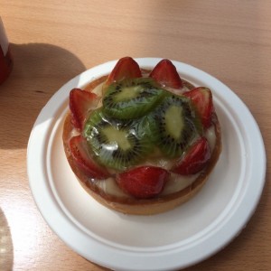 Tartaleta de fresas y kiwi