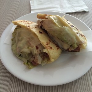 Arepa de Pollo