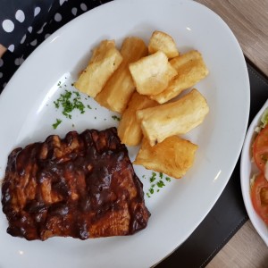 Rack de costillas de cerdo