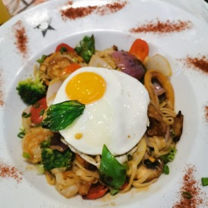 Pad Kee Mao de Mariscos