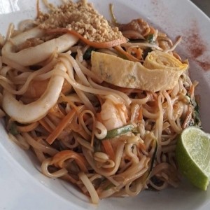 Pad thai