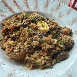 Imprescindibles Arroces - Yakimeshi Mixto